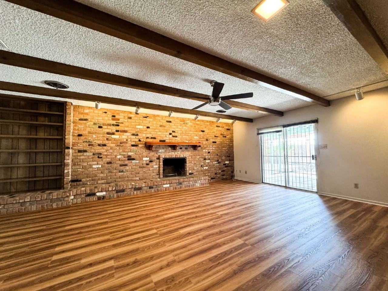 1109 S 8th Ave - Photo 5 of 33