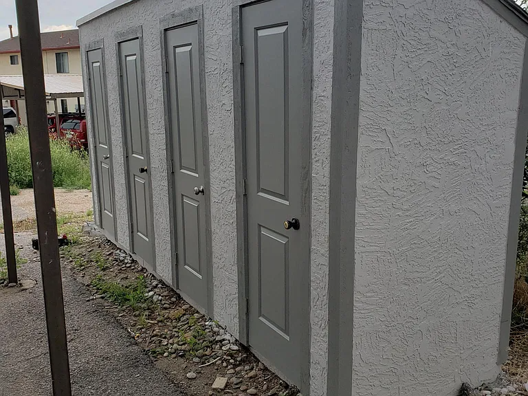 2341 Shawnee Dr - Photo 3 of 19