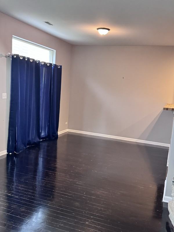 322 Fairmont Ct - Photo 3 of 40