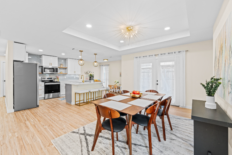 16417 Lauder Ln - Photo 2 of 19