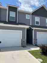 3419 Nw Stratford Ln - Photo 1 of 1