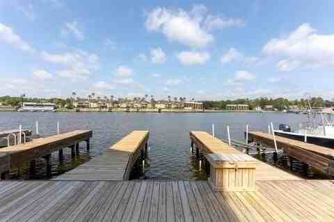 168 Lake Point Boulevard, Unit 102A - Photo 2 of 7