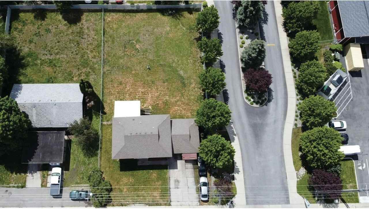 16108 East Broadway Avenue, Unit 16108 - Photo 5 of 15