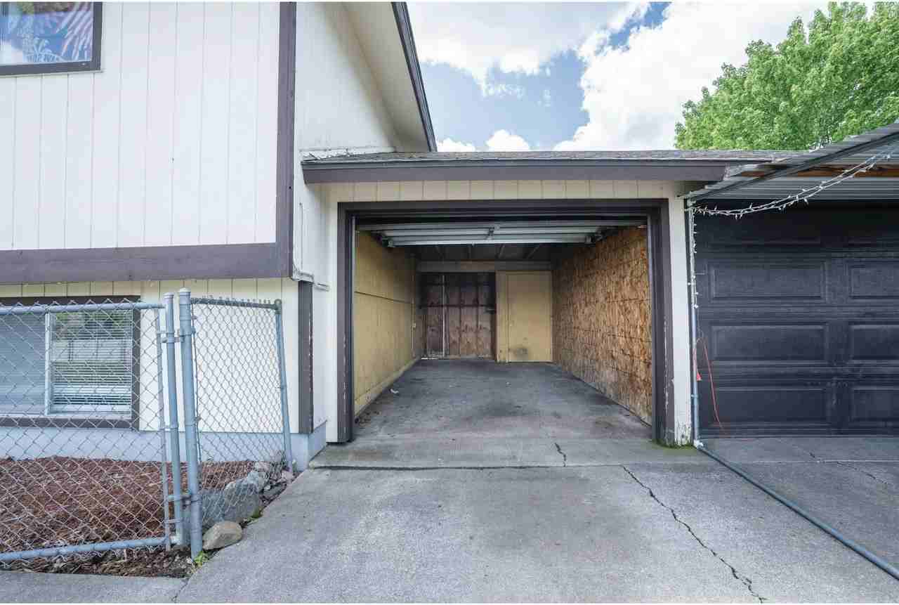 16108 East Broadway Avenue, Unit 16108 - Photo 6 of 15