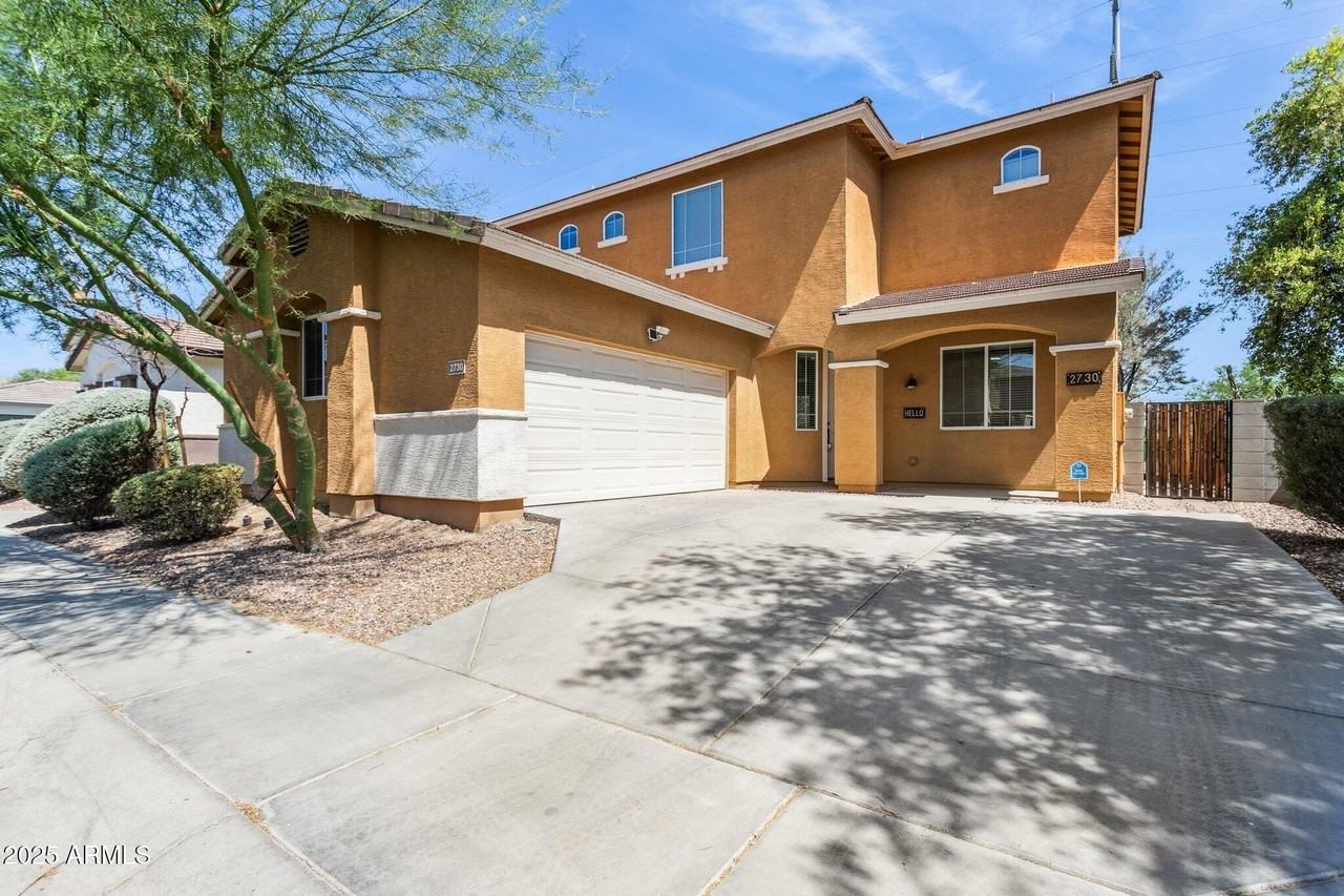 2730 E Ellis St - Photo 3 of 40