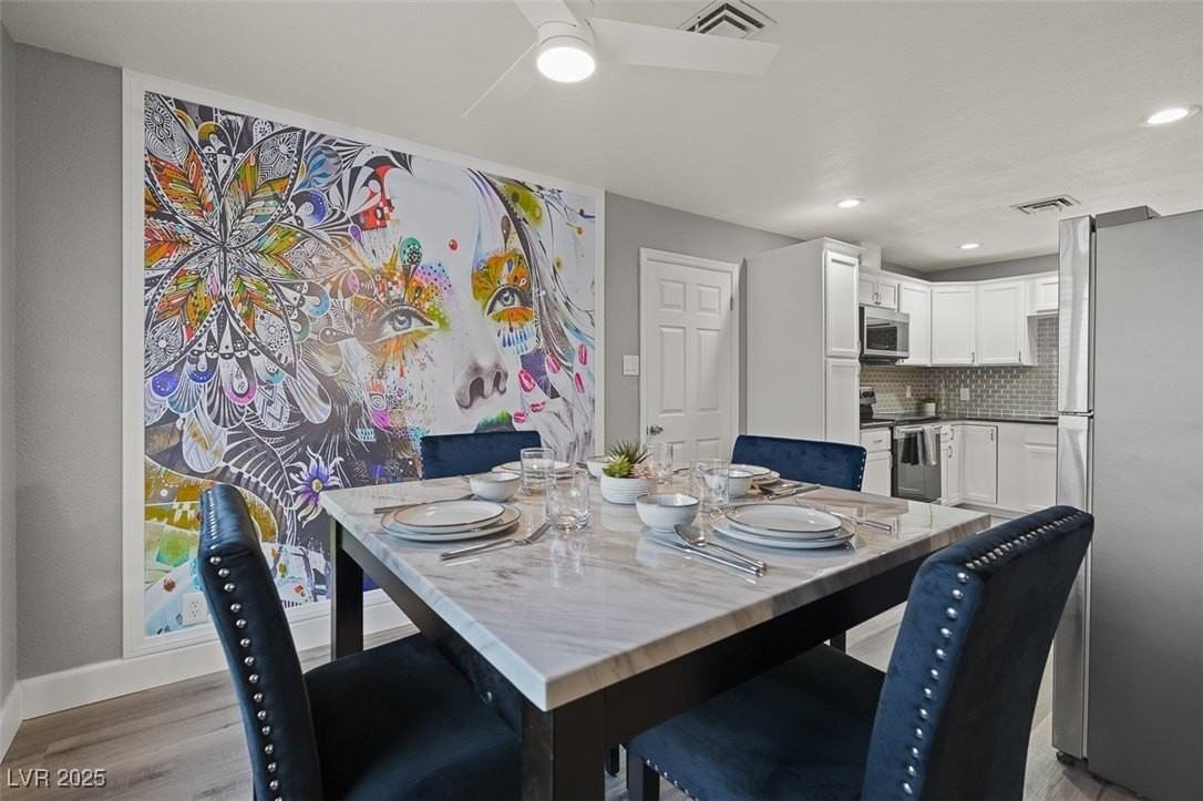 2312 S 6th St - Photo 2 of 24