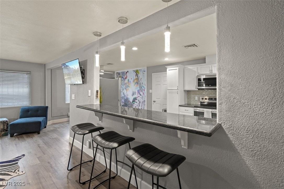 2312 S 6th St - Photo 6 of 24