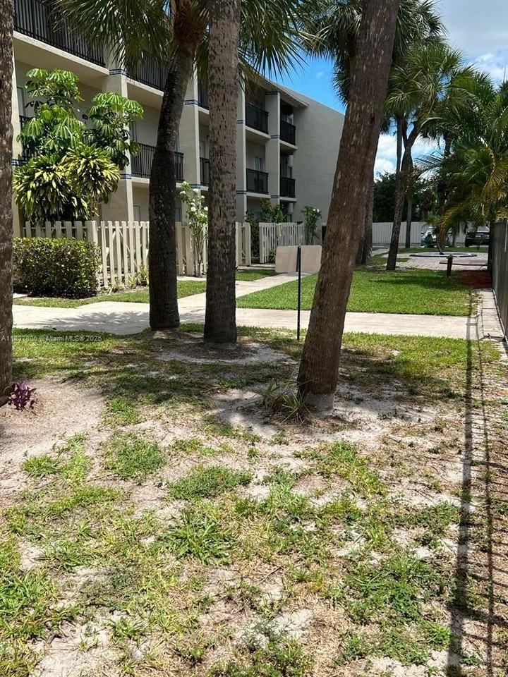 1500 N Congress Ave #A208 - Photo 4 of 29