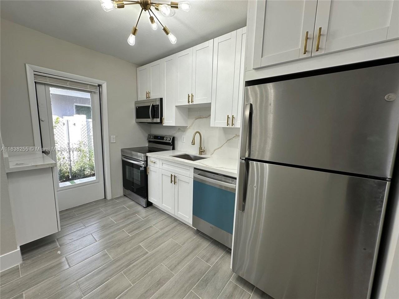 1300 Northwest 7th Terrace - Photo 3 of 18