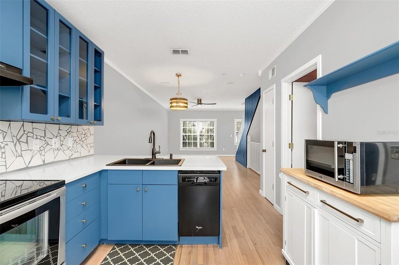 40 N Hyer Ave - Photo 4 of 11