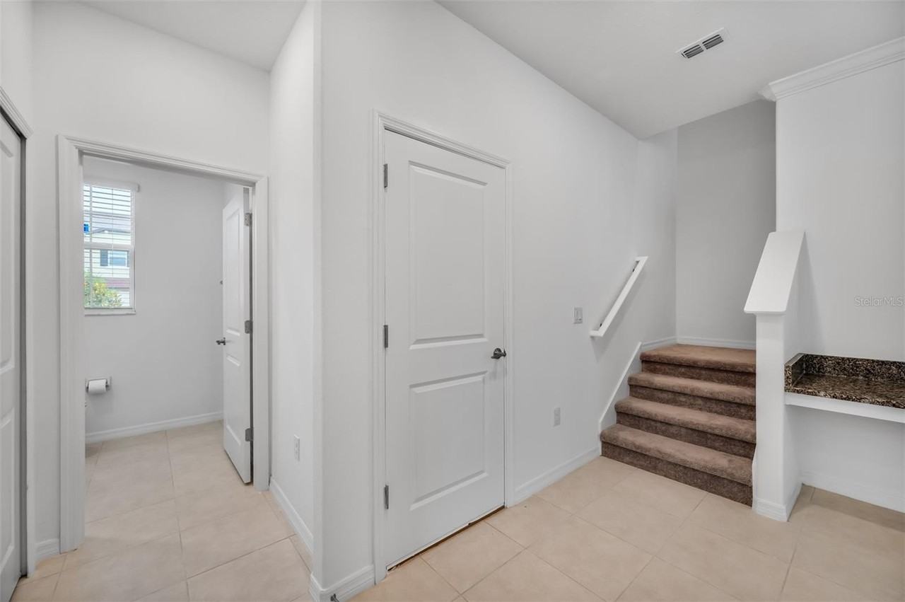 30741 Veridian Way - Photo 5 of 24