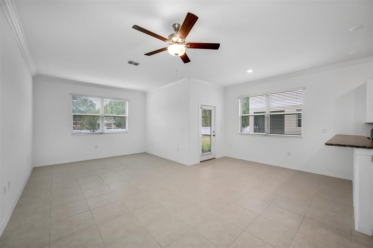 30741 Veridian Way - Photo 7 of 24