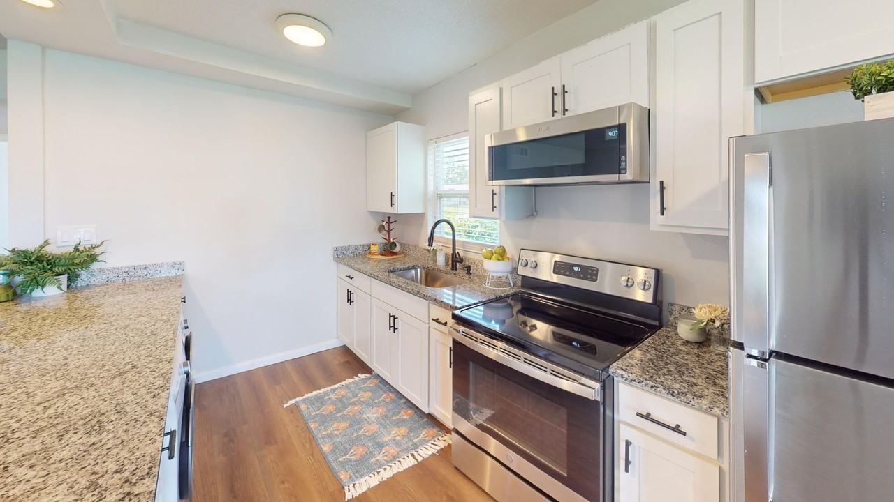 The Fairview Apartments | 1–2 Months Free on 1 & 2 Bedroom Apartments - Photo 2 of 15