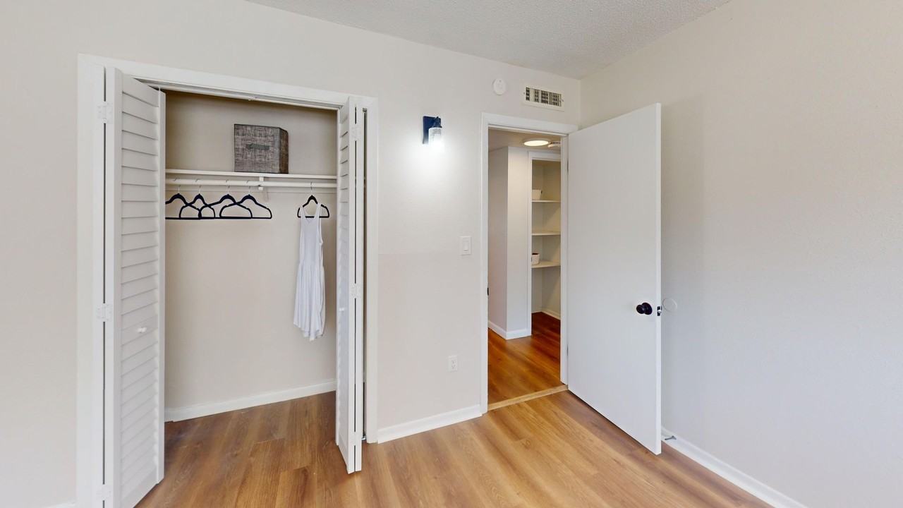 The Fairview Apartments | 1–2 Months Free on 1 & 2 Bedroom Apartments - Photo 6 of 15