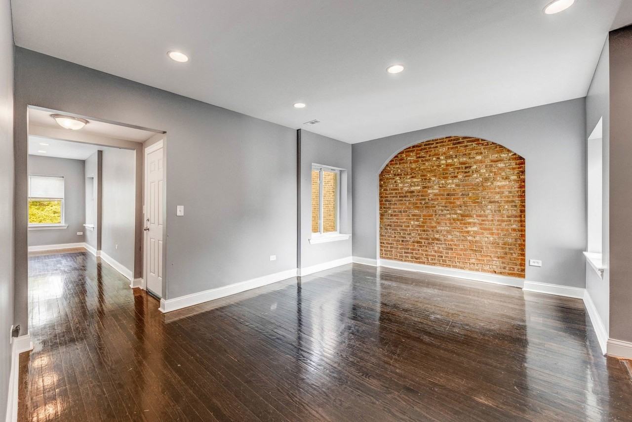 7025 S Chappel Ave #3 - Photo 3 of 10