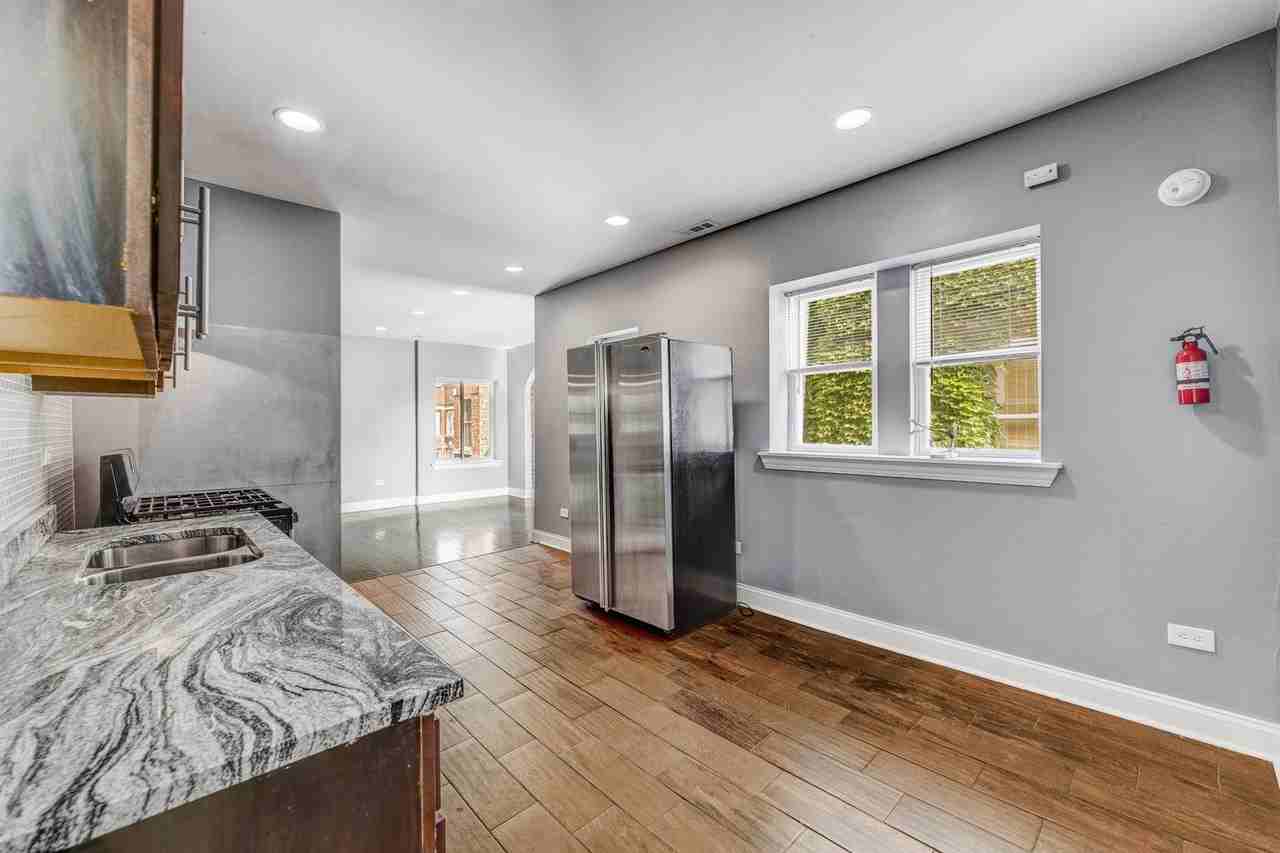 7025 S Chappel Ave #3 - Photo 6 of 10