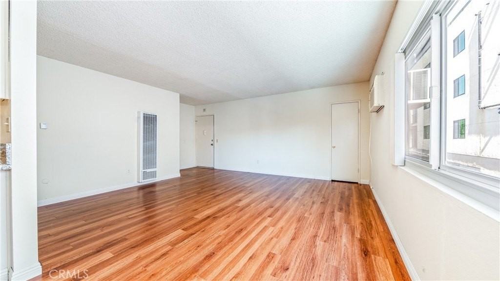 6045 Hazelhurst Place #7 - Photo 5 of 12