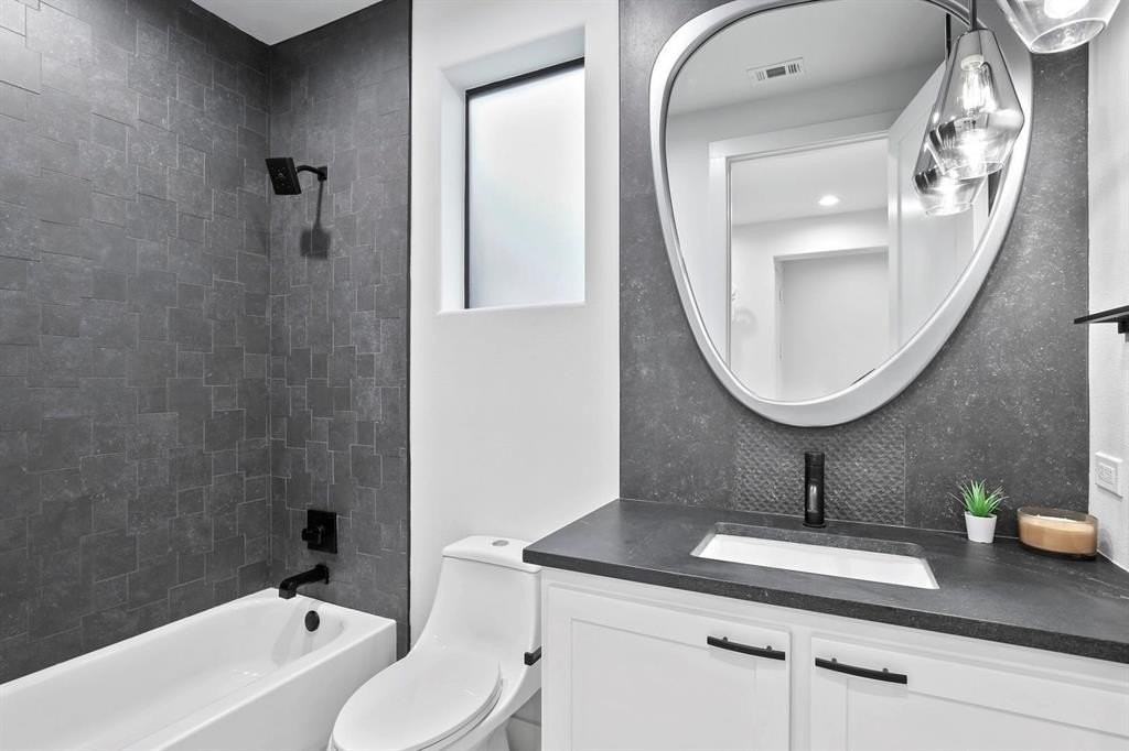 4806 Manett St - Photo 7 of 37