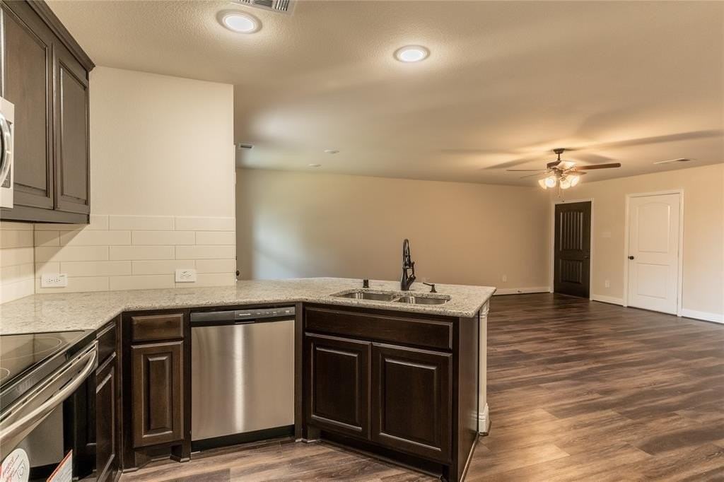 6814 Topaz Dr - Photo 6 of 17