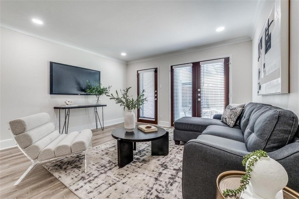 10211 Regal Oaks Dr #120 - Photo 6 of 26