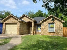 2511 Fernwood Ave - Photo 1 of 1