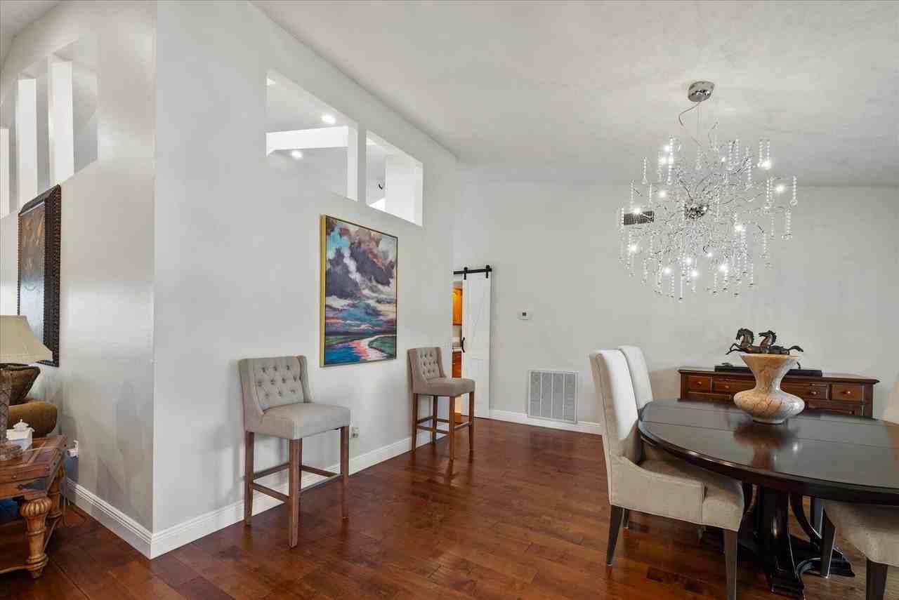 13501 Barberry Drive - Photo 6 of 50