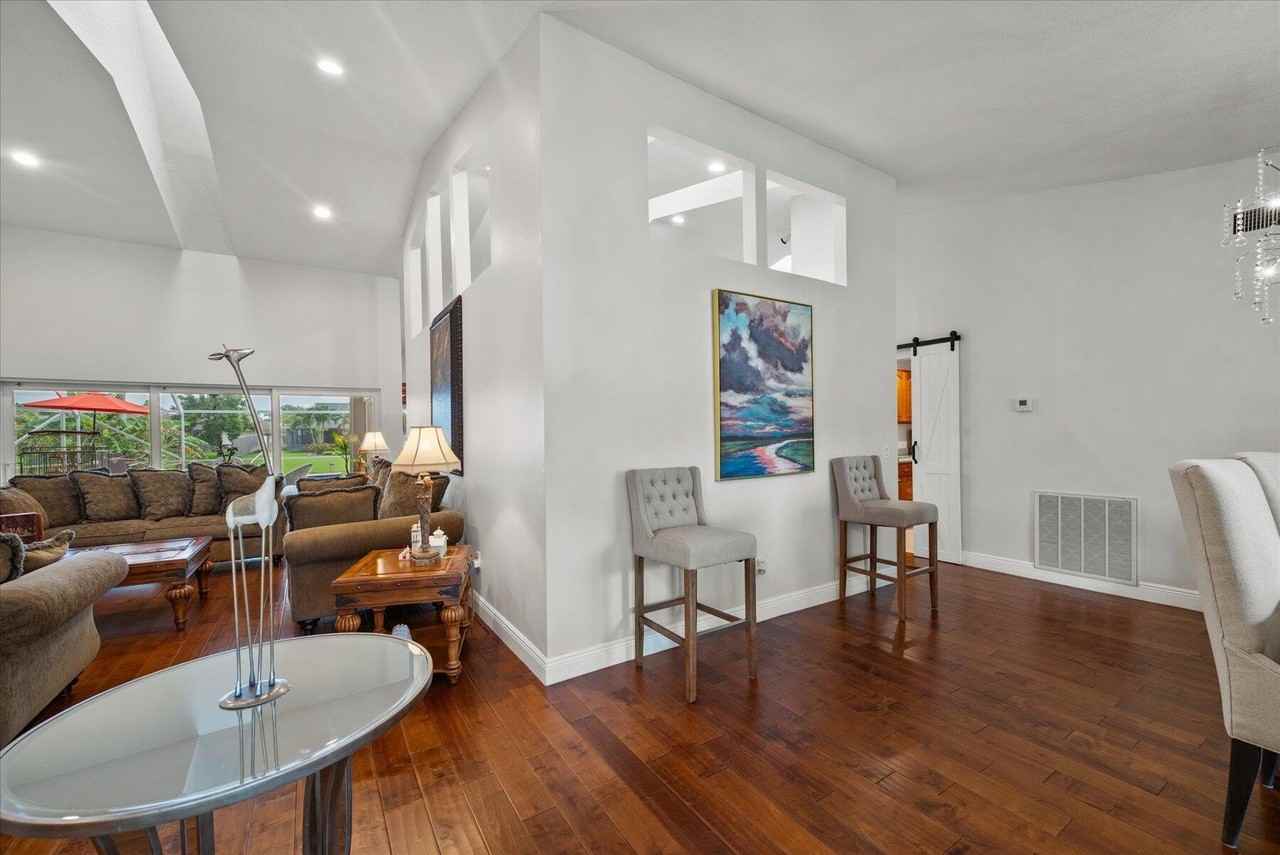 13501 Barberry Drive - Photo 7 of 50