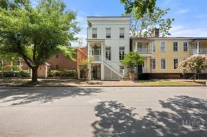 featured image of 205 W Huntingdon St #A