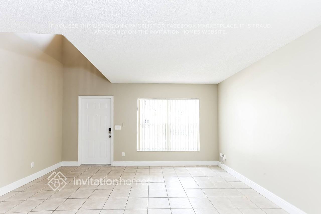 13440 Sw 24th St - Photo 5 of 18