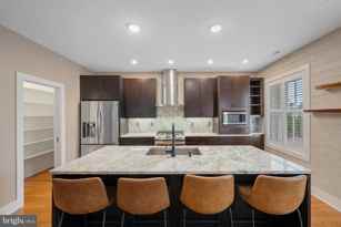 411 N Loudoun St Unit 102  