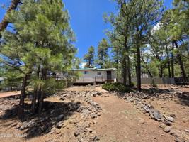 featured image of 1208 W Apache Ln