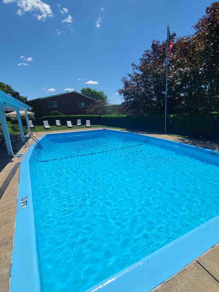 White Oak Apartments - Photo 2 of 30