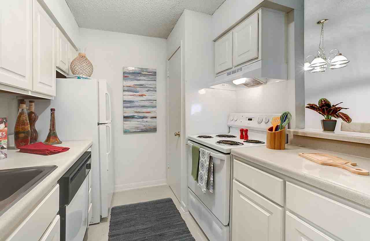 Fox Run I - Photo 5 of 14