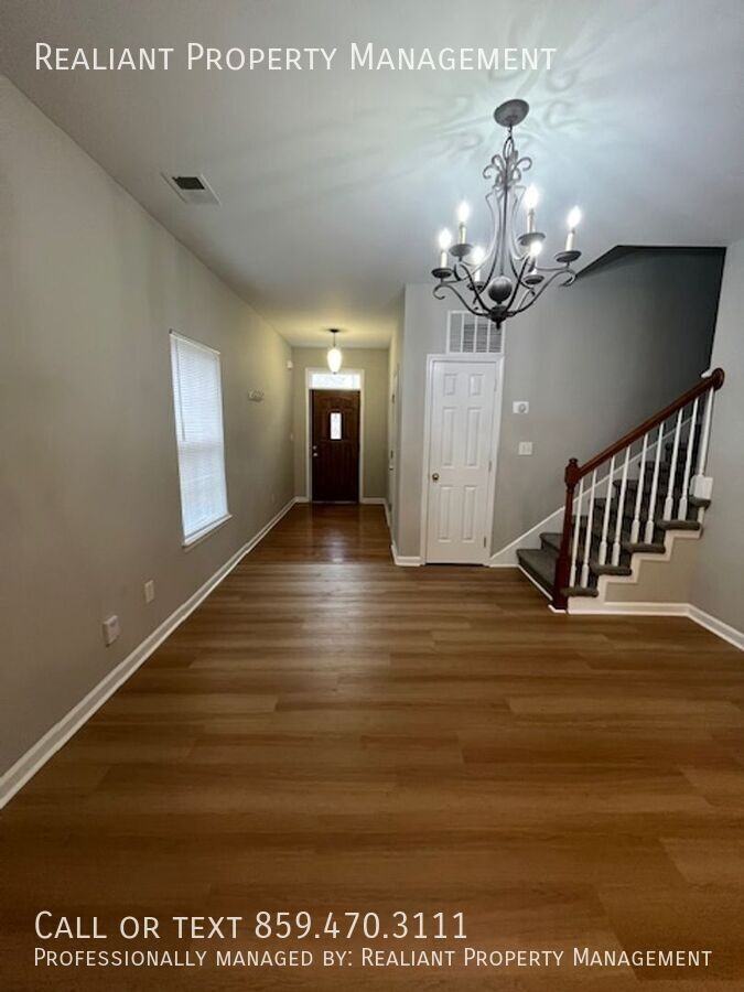 2640 Longleaf Pl - Photo 2 of 15