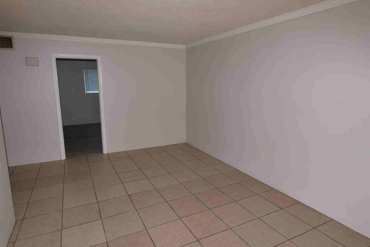 800 Tyrone Boulevard North #B-1 - Photo 2 of 8