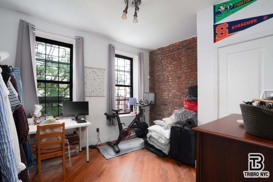 461 Chauncey Street - Photo 4 of 6