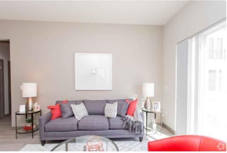 32 Second Avenue - Photo 2 of 10