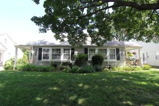 320 E 28th Ave - Photo 1 of 1
