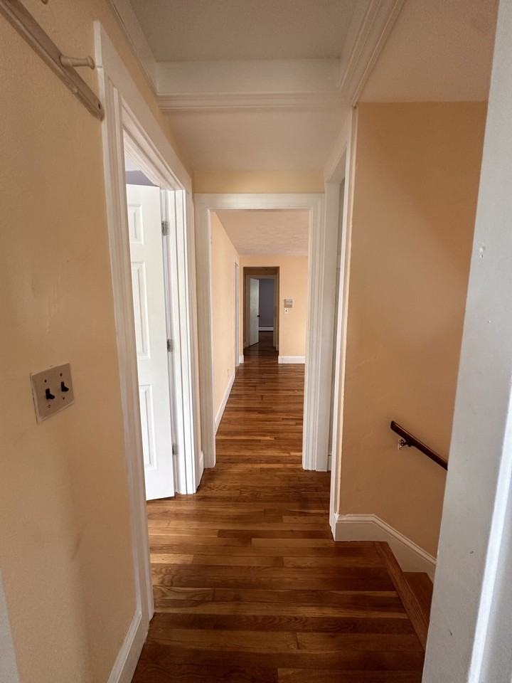 33 Stockton St #2 - Photo 4 of 16