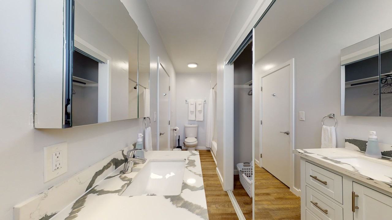 Runyon Canyon Properties, LLC (1641 N. Poinsettia Place) - Photo 6 of 7