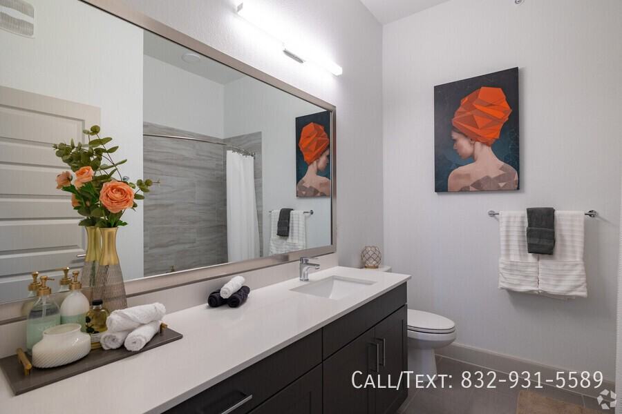 1718 W 34th St - Photo 5 of 8