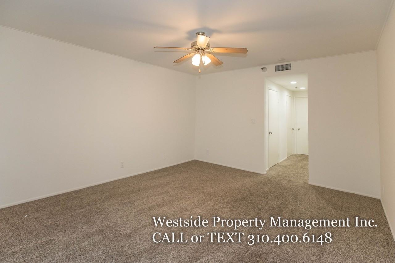 410 S Barrington Ave #205 - Photo 6 of 42