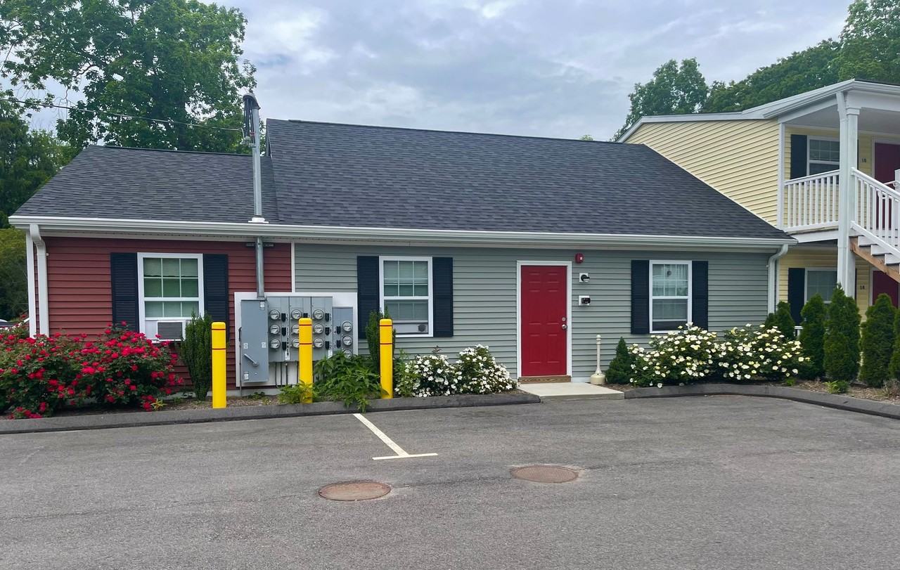 North Stonington - Photo 2 of 4