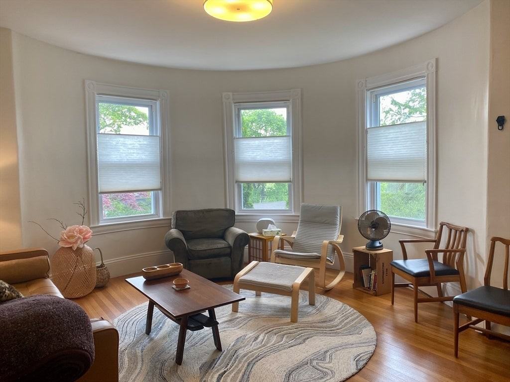 90 Robbins Rd - Photo 2 of 30