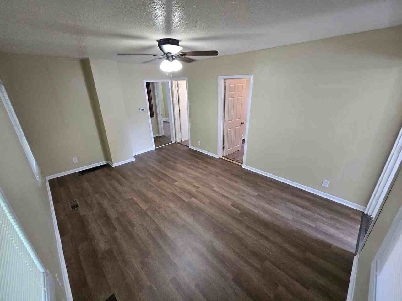 2267 Ruthdale Ave - Photo 2 of 10