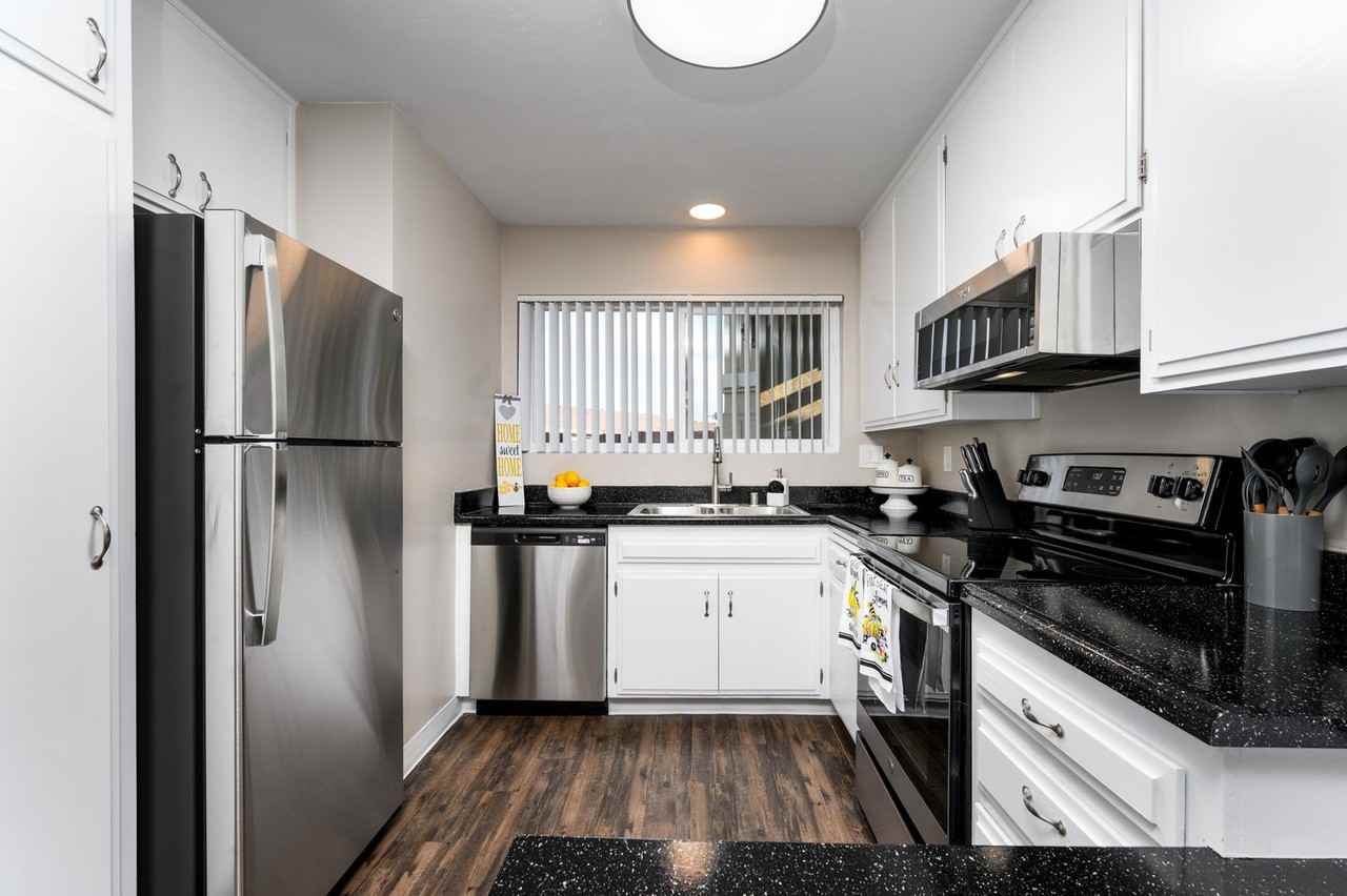 Greentree Fountain Apartments - Photo 2 of 46