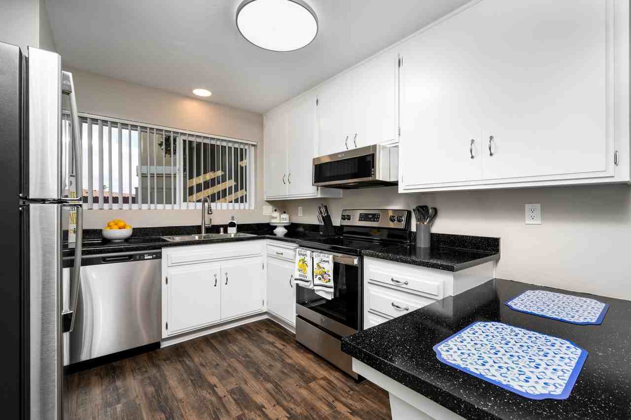 Greentree Fountain Apartments - Photo 3 of 46