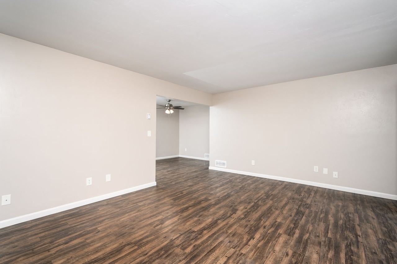 Greentree Fountain Apartments - Photo 6 of 46