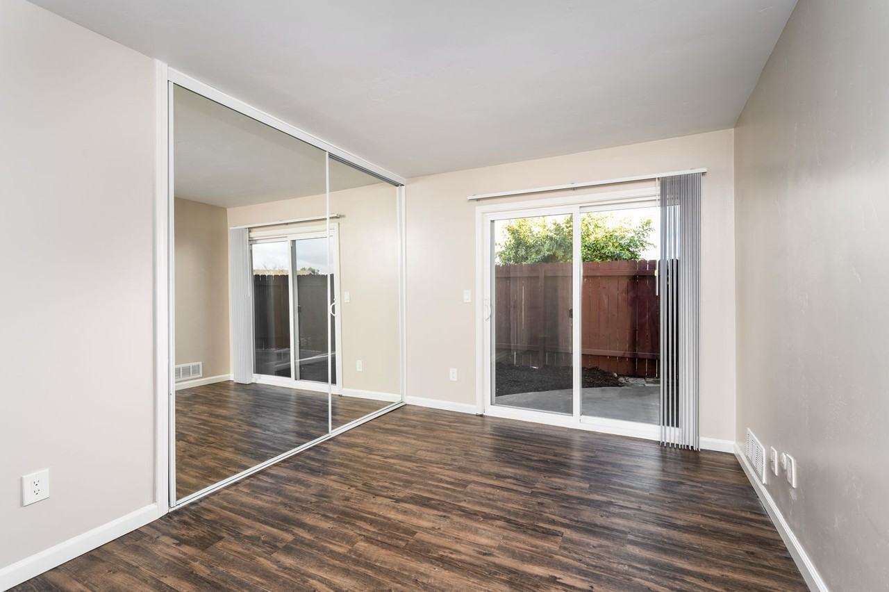 Greentree Fountain Apartments - Photo 7 of 46