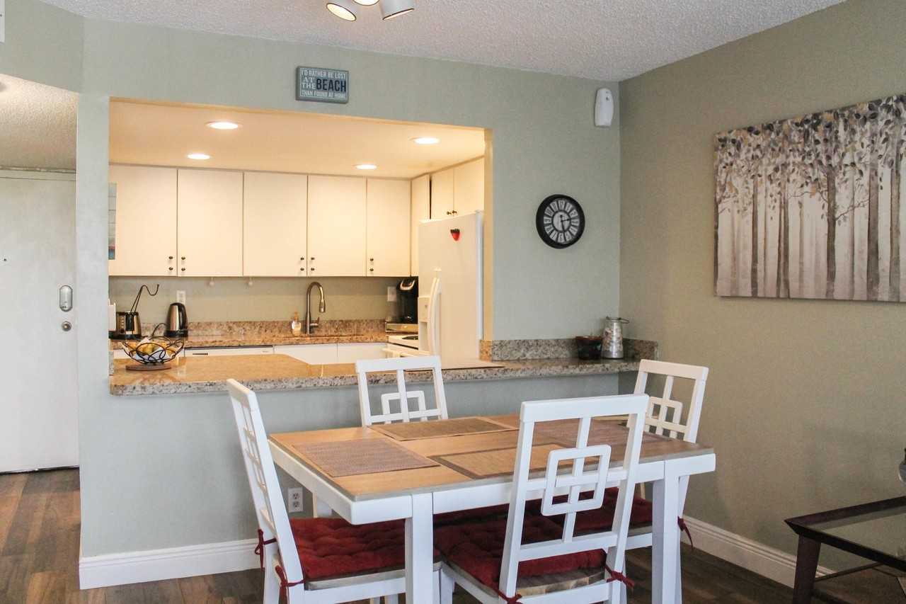 1830 Embassy Dr - Photo 2 of 28